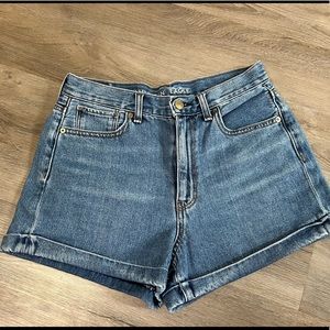 American Eagle size 6 shorts